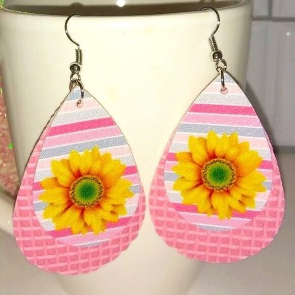 Golden sunflower Teardrop Earrings - Picture 1 of 1